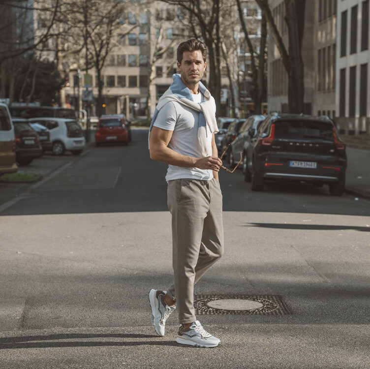 Floris van Bommel 1280x1280 #2